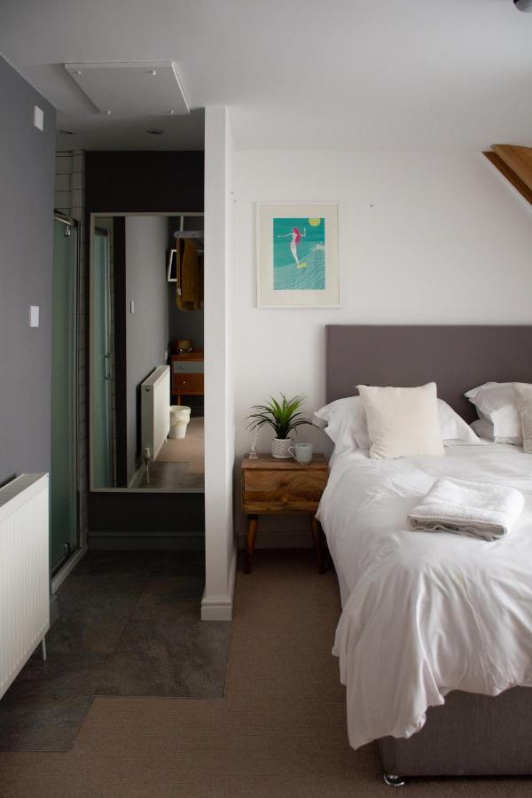 Sleeps 16 With Style And Space- And A Hot Tub! Newquay  Exterior photo